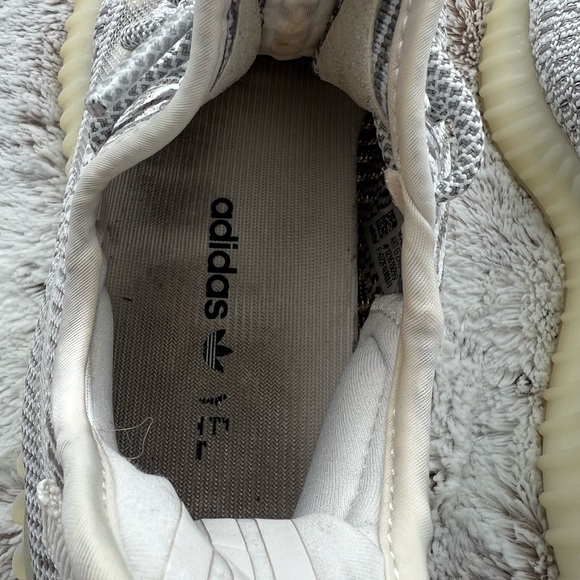Authentic Static Yeezys size 5 - Picture 6 of 7